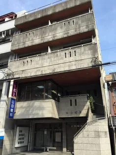 水上ビルの画像