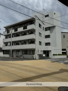 リバージュ山下【1階】の外観