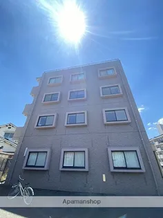 キャッスル西村【2階】の外観