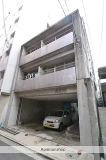 AXIS【2階】の外観