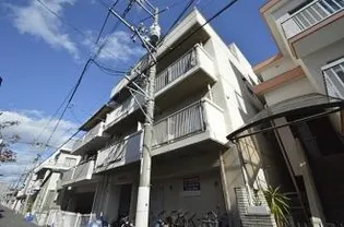 4山口ビル【301号室号室】の外観