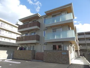 サリオス庚午北【3階】の外観