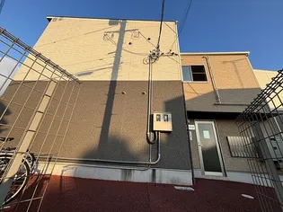 ニホコーポラスⅢ【204号室号室】の外観