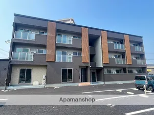 クーアヴァン【3階】の外観