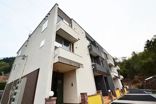 カーサエン【2階】の外観