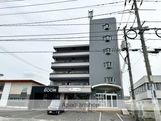 レジデンス三吉の画像