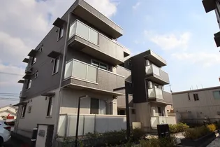 ヴィルヌーヴ アン【1階】の外観