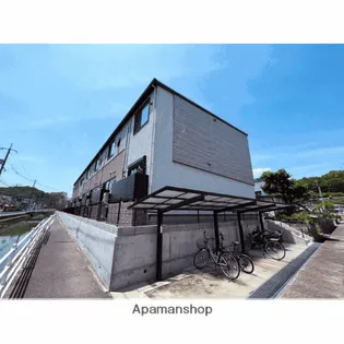 ソルトグラス【2階】の外観