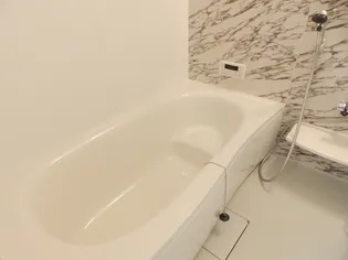 ポートサイドヴィラ II【1階】の風呂