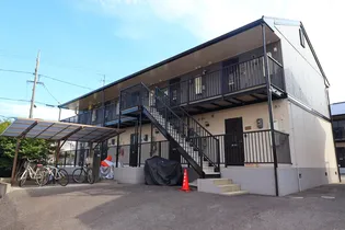 コーポラスグリーン A棟【2階】の外観