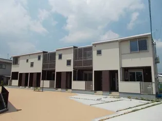 マナ エヴァルの画像