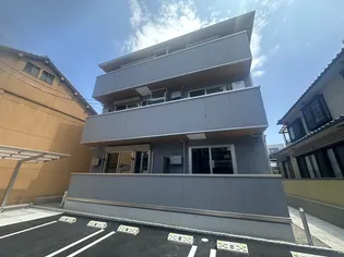 ラ・ヴィータ【2階】の外観