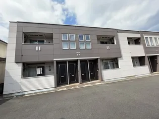 ラディア【1階】の外観