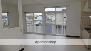 ハイグレードタウン多治米【2階】の居間