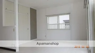 ハイグレードタウン多治米【2階】の居間