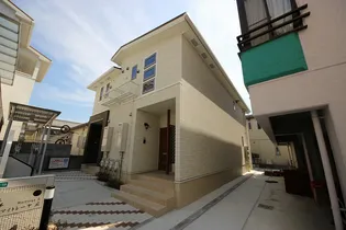 マイトレーヤ 広【1階】の外観