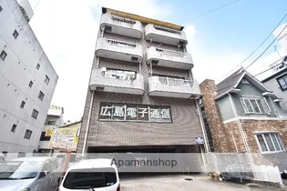 スカイビル【4階】の外観