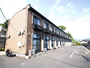 レオパレスオズヴァリー【1階】の外観