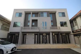 イーストオーブ【3階】の外観