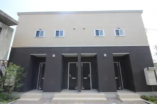 ヒルズ新宮苑【1階】の外観