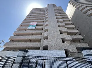 広島県広島市中区西白島町【マンション】の外観