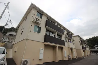 ベルメゾン【2階】の外観