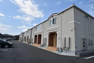 ラ ルーチェ IIの画像