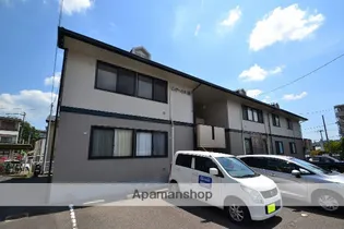 ピュアハウス絹【2階】の外観