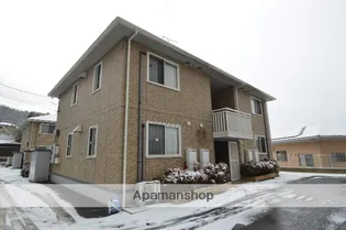 グランコートD棟【2階】の外観