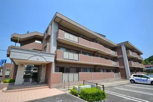 ゴールドクレスト【2階】の外観