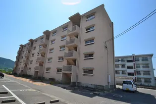 ビレッジハウス八本松3号棟【0503号室】の外観