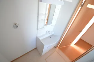 サンメゾン東北町【101号室号室】のその他画像