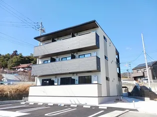 ミドル ノアの画像