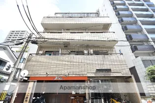 クレセント小町【3階】の外観