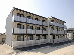 レオパレスグランデタカヤマ【1階】の外観