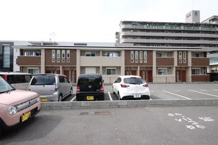 サンテラス山本【1階】の外観