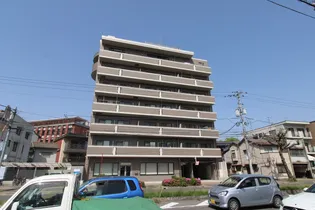 メゾン山田【503号室号室】の外観