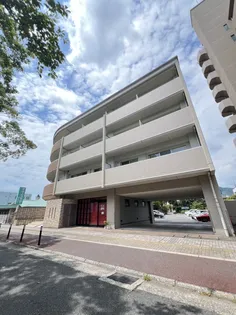 ファミールアビタシオン【1階】の外観