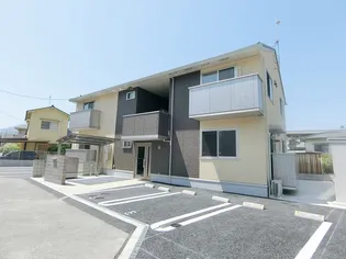 グローリーヒルズ伴東【1階】の外観