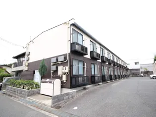 レオパレスアンパイヤー【2階】の外観