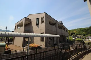 アリウス【2階】の外観