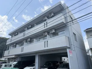 サンシャインヒルズ相田【305号室号室】の外観