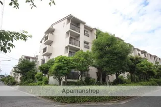 鈴が峰第四住宅7号棟【3階】の外観