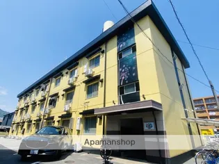 ラフテル【1階】の外観