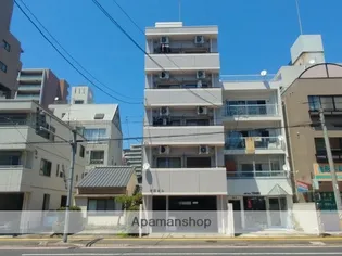 村岡ビル【3階】の外観