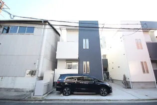 広島県広島市南区出島1丁目【アパート】の外観