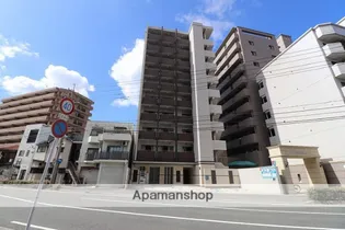 LATOUR出汐【3階】の外観