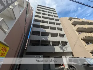 フレッド【2階】の外観