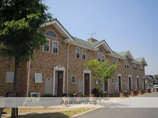 広島県東広島市西条町御薗宇【テラスハウス】の外観