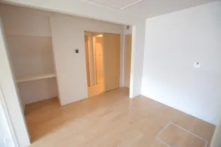 セントラル エイトA【1階】の内装